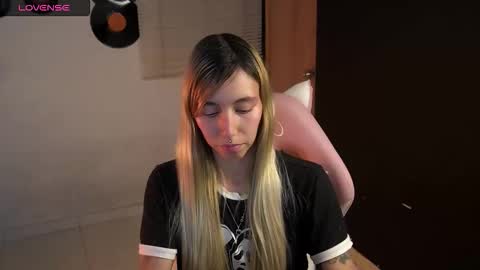 I AM JENN  online show from 05.30.26