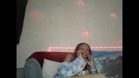 Snapshot of saucy_shanice chatting on 02.09.25 Shaniiice online show from 02.09.25