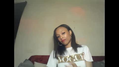 Snapshot of saucy_shanice chatting on 09.09.25 Shaniiice online show from 09.09.25
