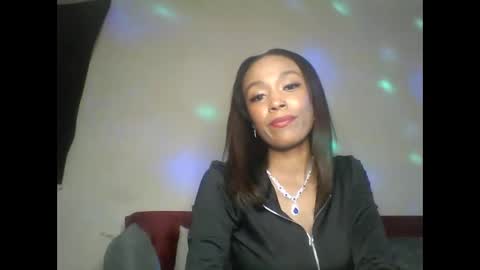 Snapshot of saucy_shanice chatting on 09.20.25 Shaniiice online show from 09.20.25