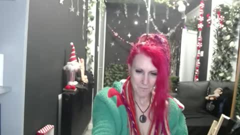 SaucySky online show from 12.19.25