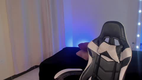 Snapshot of savannahwildee chatting on 01.28.25 Savannahwildee online show from 01.28.25