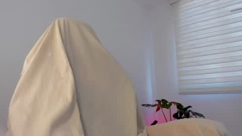 Snapshot of savannahwildee chatting on 06.27.26 Savannahwildee online show from 06.27.26