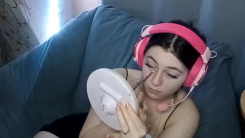 Sophie online show from 10.26.25