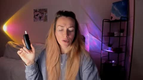 save the qween online show from 10.26.25