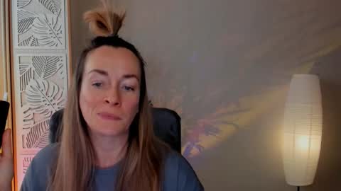 save the qween online show from 02.04.26