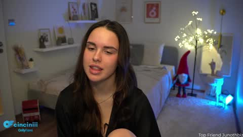 Naomi online show from 12.02.24