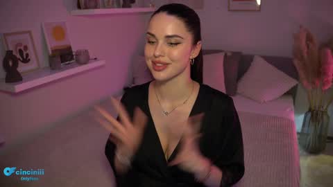 Naomi online show from 02.12.25