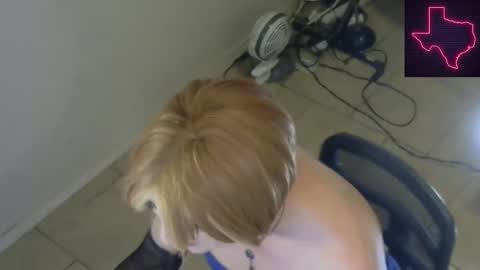 Cait or Caitlin online show from 02.12.25