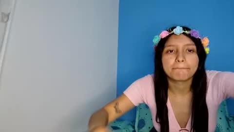 Snapshot of sayuce_black chatting on 12.19.24 sayuce black online show from 12.19.24