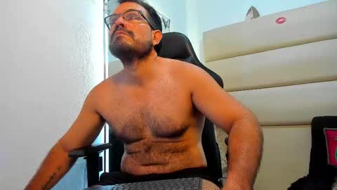 sebastian   muscleman  daddy   the better  latin  lover   online show from 11.27.25