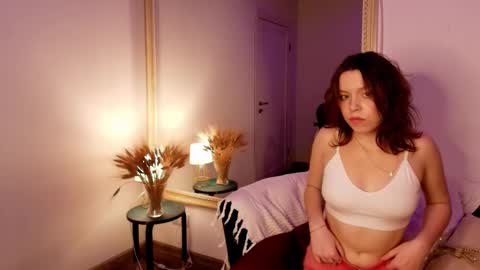 scaldingcream online show from 02.23.25