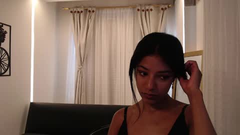 Snapshot of scarleet_miaa chatting on 04.27.26 Scaelet Mia online show from 04.27.26