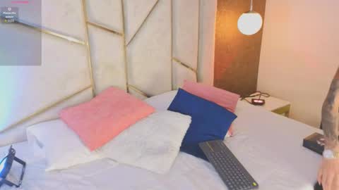 Scarlett online show from 02.10.26