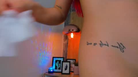 scarleett jones online show from 02.23.25