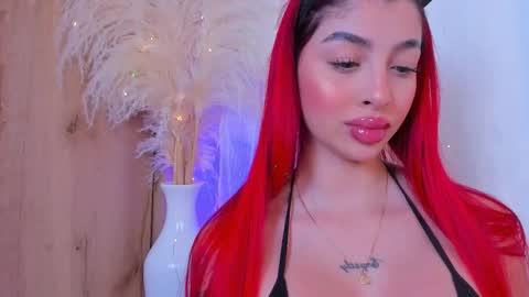 scarleett jones online show from 10.20.25