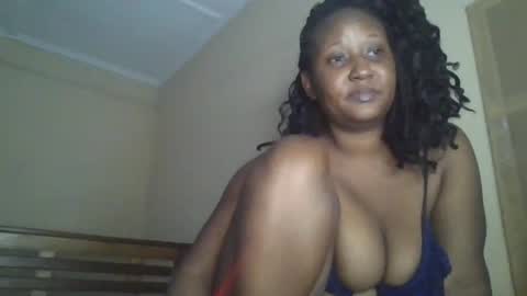scarlet_25142359 online show from 10.17.25