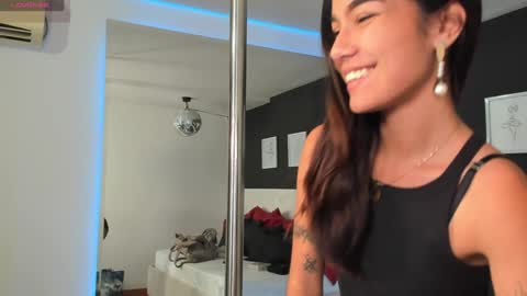 Scarlet online show from 01.17.25