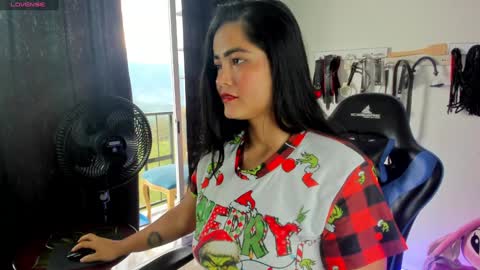 Snapshot of scarlet_kennedy98 chatting on 12.26.24 scarlet taylor kennedy online show from 12.26.24