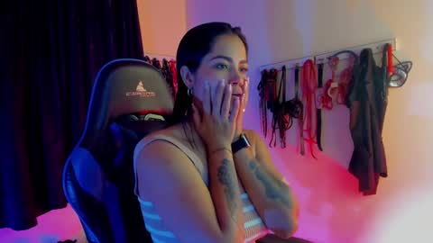 Snapshot of scarlet_kennedy98 chatting on 09.19.25 scarlet taylor kennedy online show from 09.19.25