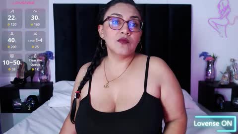 Scarlet Ray  online show from 11.19.25