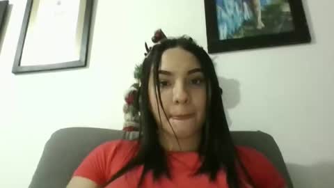 Snapshot of scarlet_stan22 chatting on 12.25.24 Isa online show from 12.25.24