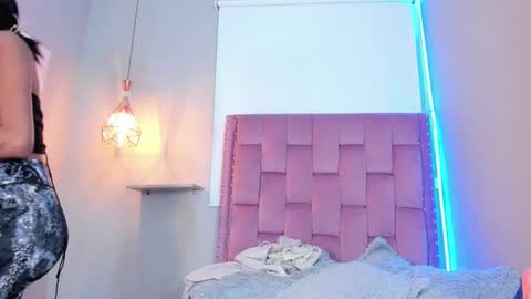 scarlet_vixen_ online show from 03.09.26