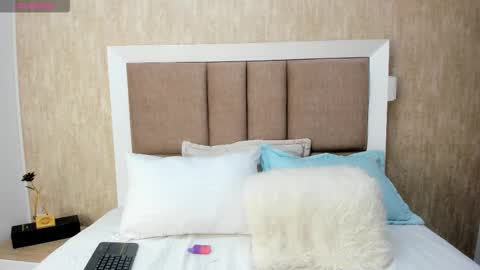 Scarlet online show from 11.12.25