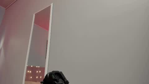Snapshot of scarletgv chatting on 06.17.26 Scarlet online show from 06.17.26