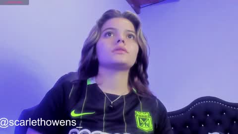 Snapshot of scarleth_owens1 chatting on 12.19.24    online show from 12.19.24