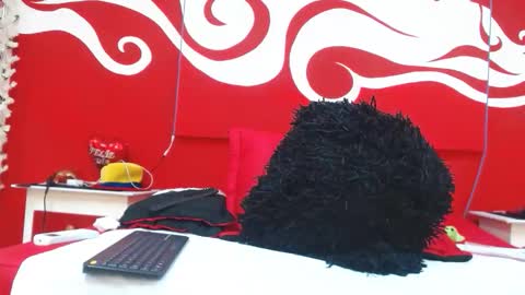 Scarleth online show from 11.14.25