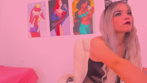 Scarletliz online show from 10.20.25