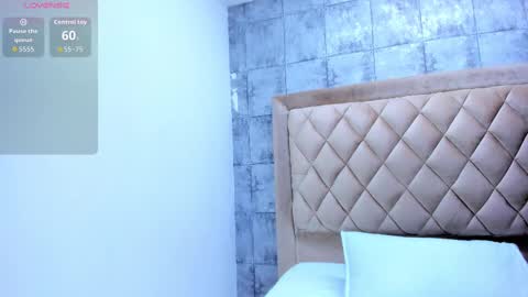 Scarlet online show from 10.14.25