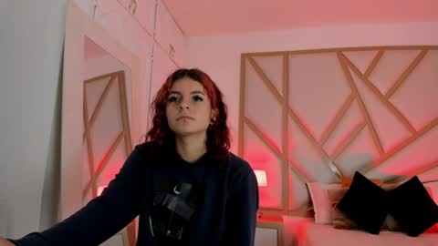 Scarlet online show from 12.02.24