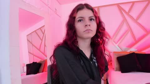 Scarlet online show from 12.30.24