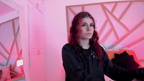 Scarlet online show from 01.04.25