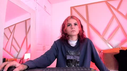 Scarlet online show from 01.25.25