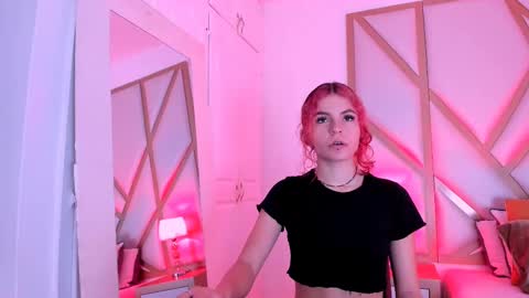 Scarlet online show from 02.12.25