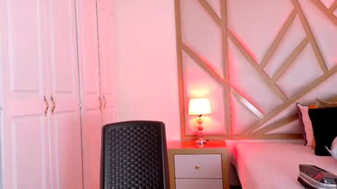 Scarlet online show from 02.21.25