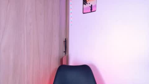 Scarlet online show from 10.13.25