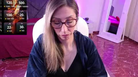 Snapshot of scarlett_079 chatting on 04.24.26 Scarlett online show from 04.24.26