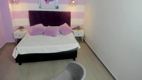 Snapshot of scarlett__bell chatting on 11.13.25 Scarlett online show from 11.13.25