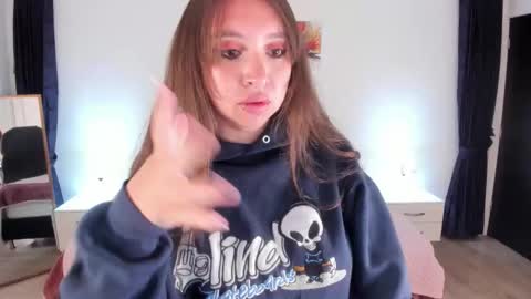 Scarlett online show from 10.14.25