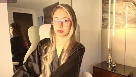 Scarlett  online show from 03.20.26