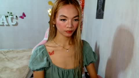 Snapshot of scarlett_bratt chatting on 06.12.26 scarlett_bratt online show from 06.12.26