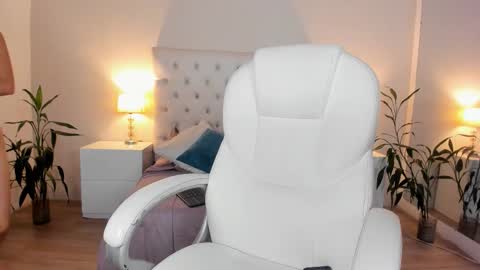 Snapshot of scarlett_bunnyy_ chatting on 02.06.26 Bunny online show from 02.06.26