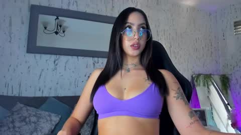Snapshot of scarlett_buttock chatting on 03.18.26 Scarlett online show from 03.18.26