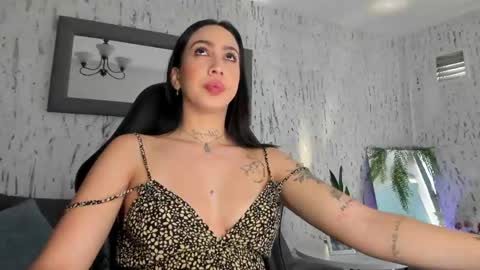 Snapshot of scarlett_buttock chatting on 04.24.26 Scarlett online show from 04.24.26