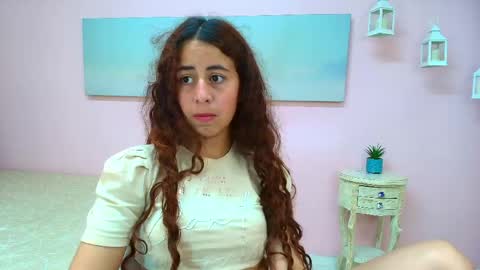Snapshot of scarlett_clyde chatting on 05.25.26 Scarlett online show from 05.25.26