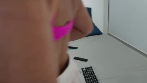 Scarlett Evans online show from 03.06.25